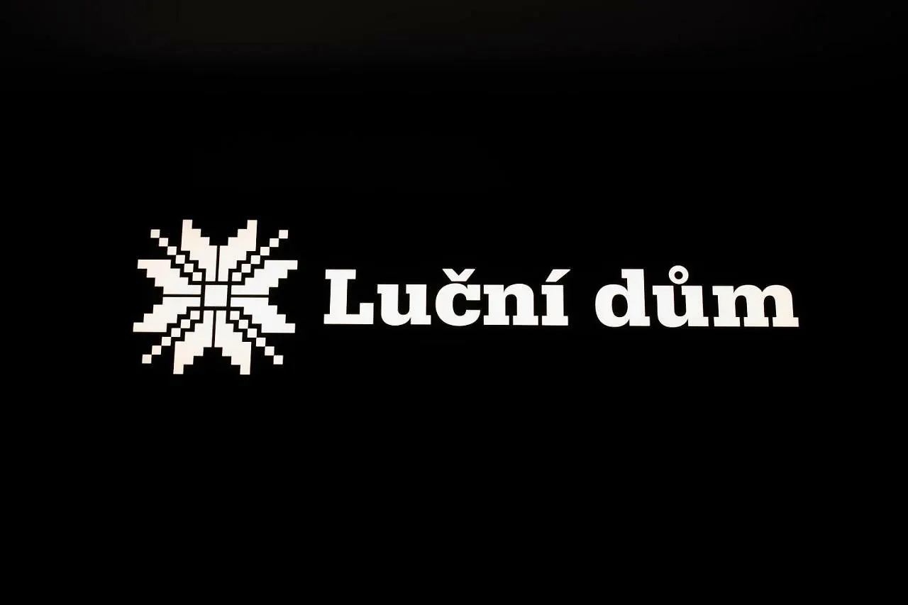 Lucni Dum Okruzni Hotel Spindleruv Mlyn Apartment